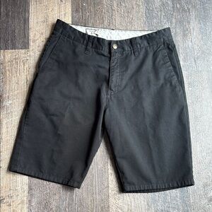 Volcom Men's Black Shorts Sz 30